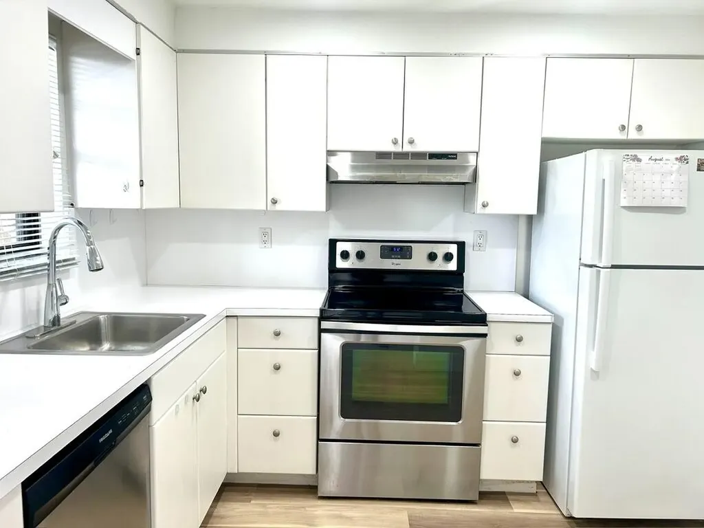9370 SW 8th Street Boca Raton FL 33428