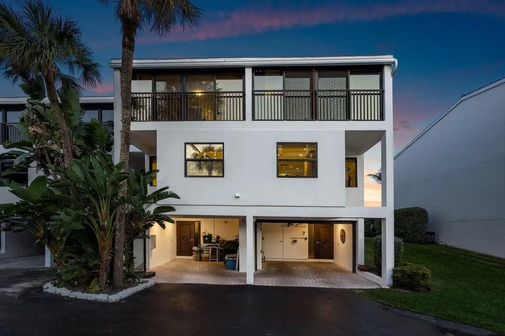 2175 S Ocean Boulevard Delray Beach FL 33483
