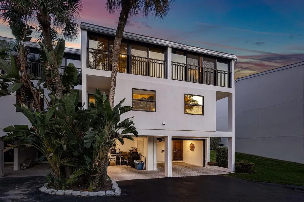 2175 S Ocean Boulevard Delray Beach FL 33483