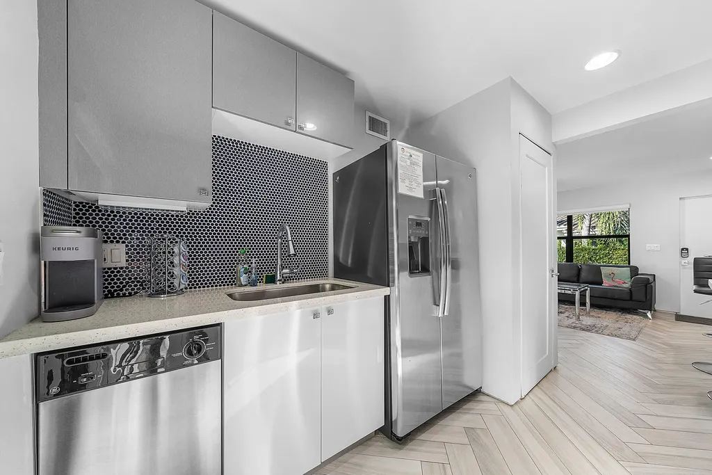 215 N Swinton Avenue Delray Beach FL 33444