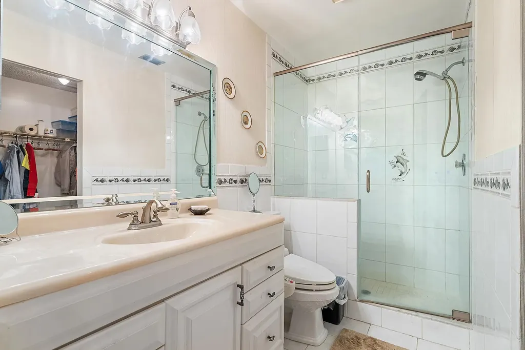 7633 Tahiti Lane Lake Worth FL 33467