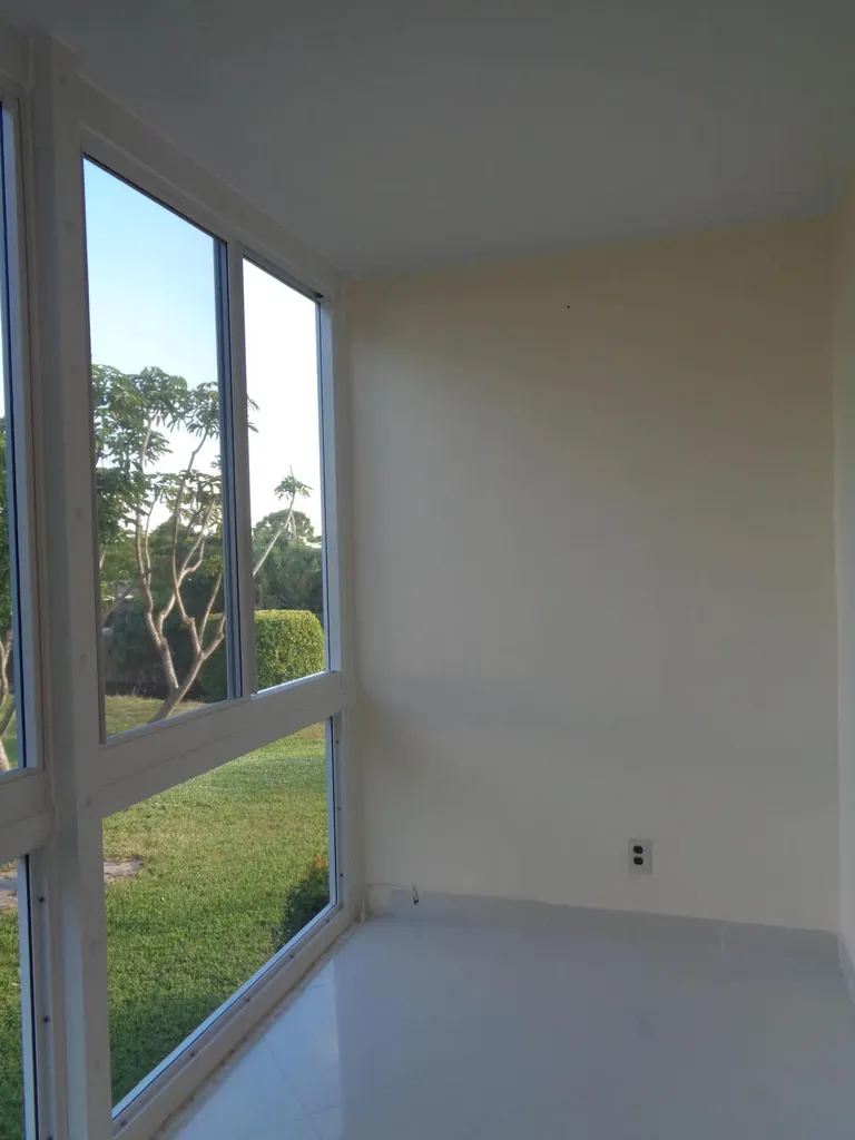 2566 Garden Drive S Lake Worth FL 33461
