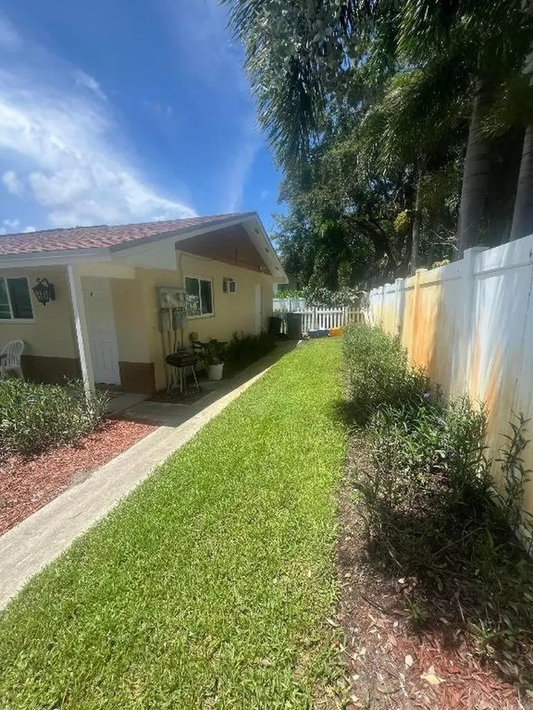 2081 Joy Rene Lane North Palm Beach FL 33408