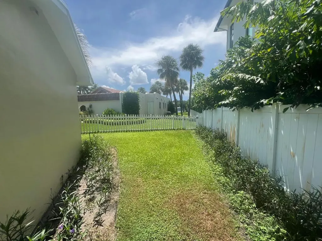 2081 Joy Rene Lane North Palm Beach FL 33408