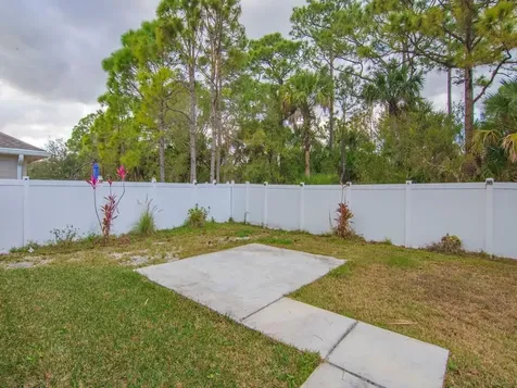 8308 Amalfi Circle Fort Pierce FL 34951