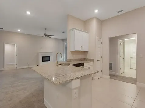 8308 Amalfi Circle Fort Pierce FL 34951