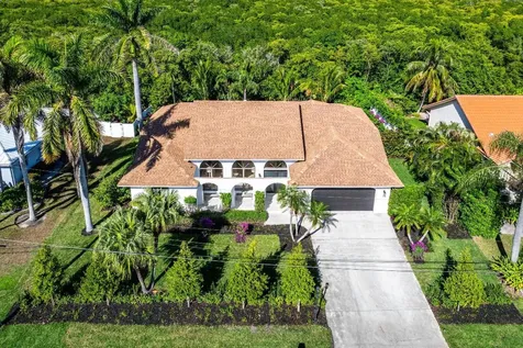 48 Harbour Drive N Ocean Ridge FL 33435