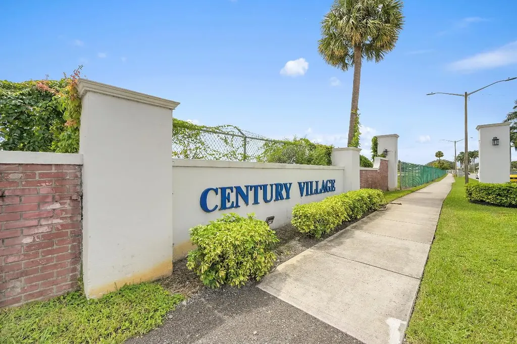 312 Sheffield M West Palm Beach FL 33417
