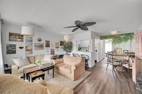 312 Sheffield M West Palm Beach FL 33417