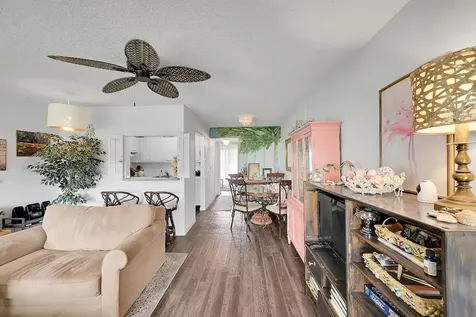 312 Sheffield M West Palm Beach FL 33417