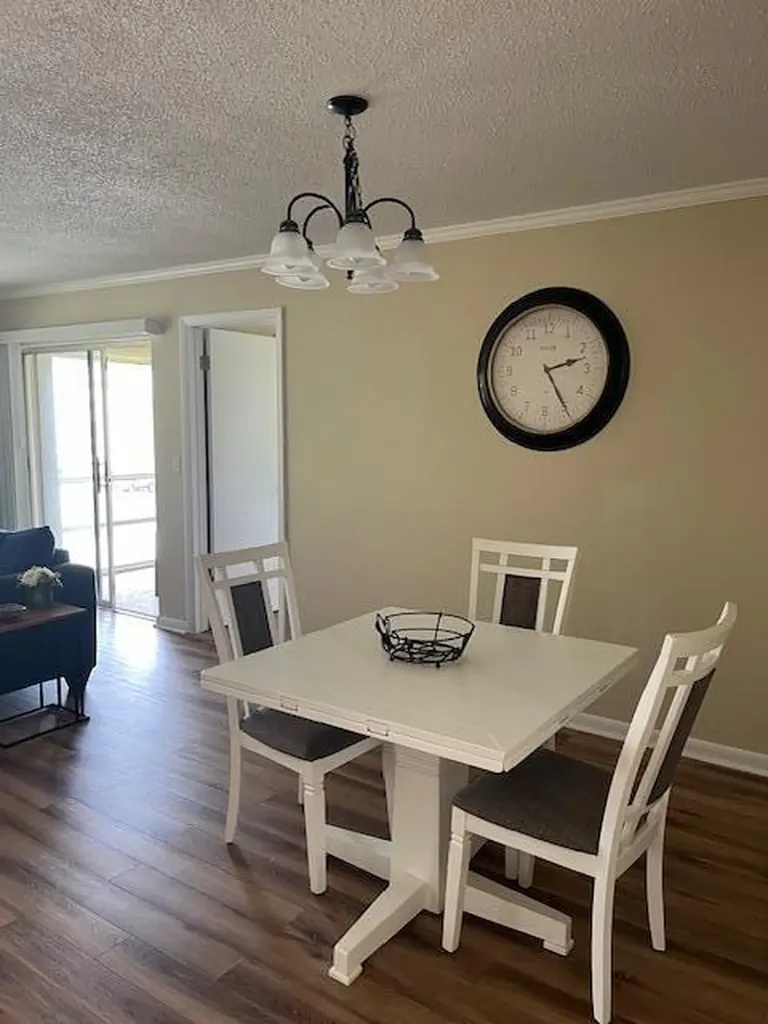 5500 Tamberlane Circle Palm Beach Gardens FL 33418