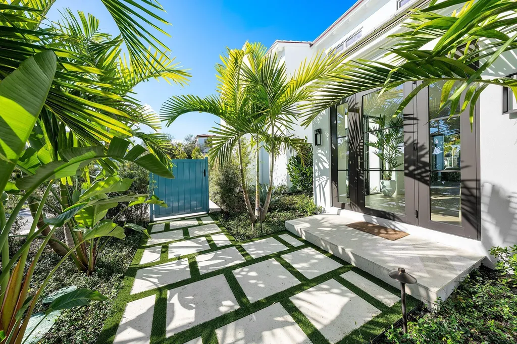819 Bamboo Lane Delray Beach FL 33483