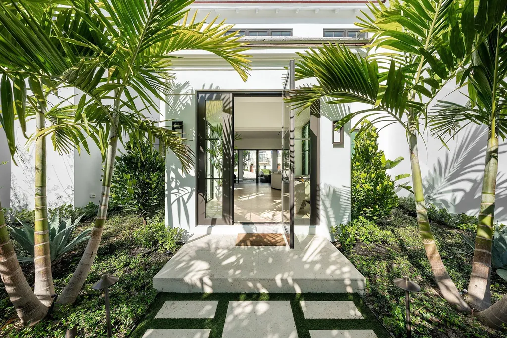 819 Bamboo Lane Delray Beach FL 33483