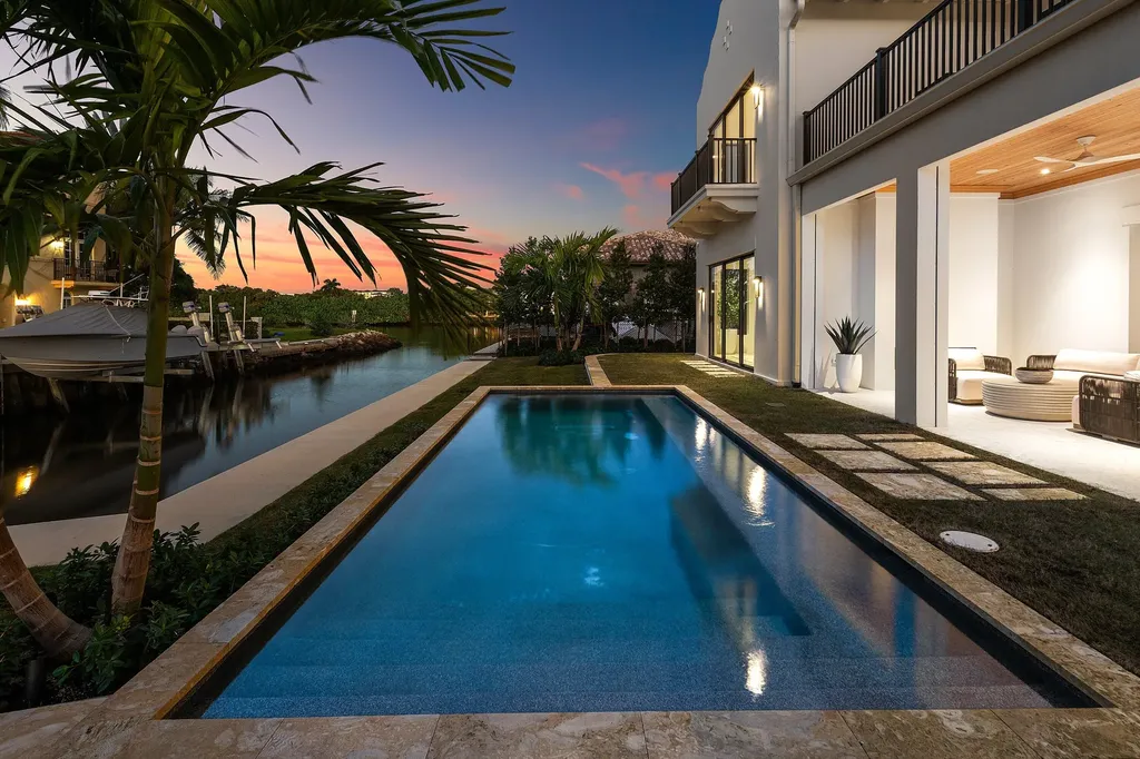 819 Bamboo Lane Delray Beach FL 33483