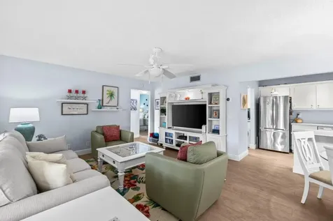 429 Pine Glen Lane Greenacres FL 33463