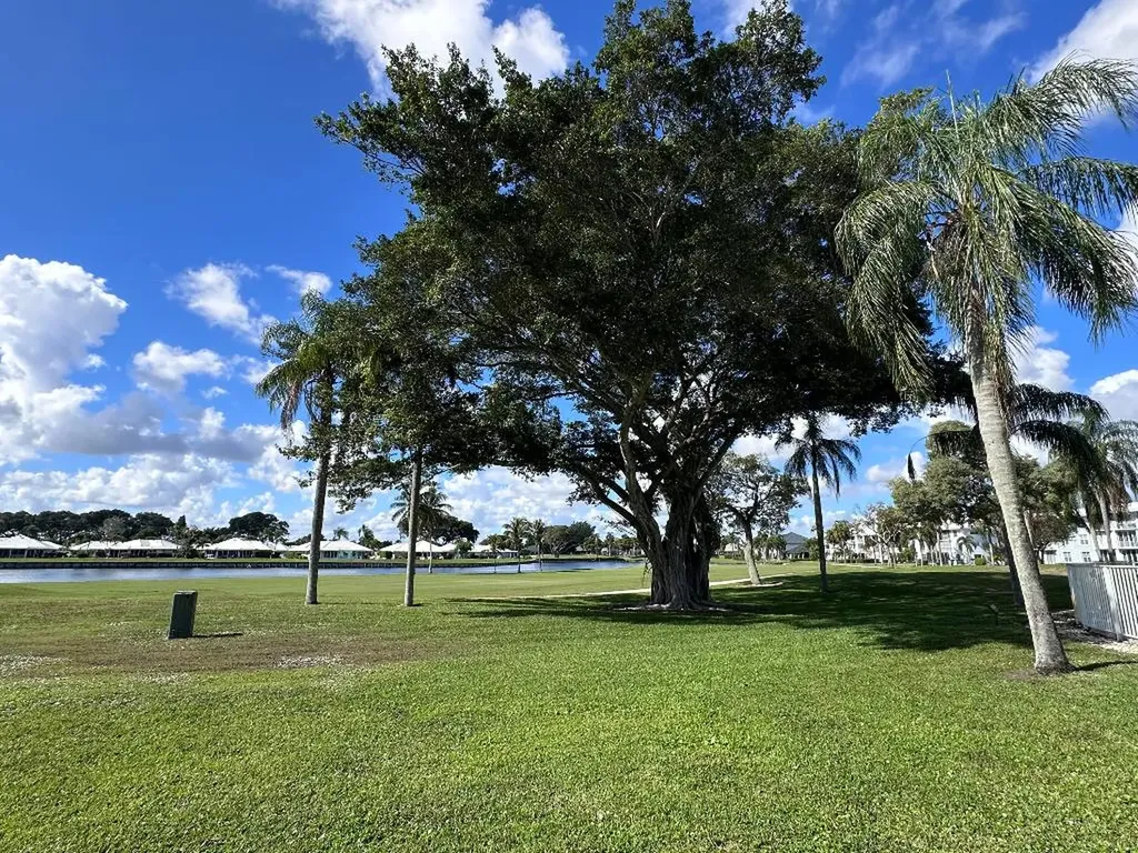 145 Atlantis Boulevard Atlantis FL 33462