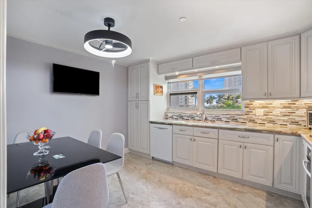 3212 S Ocean Boulevard Highland Beach FL 33487