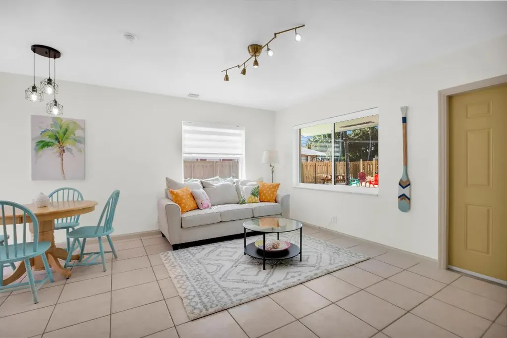 1840 SW 24th Street Fort Lauderdale FL 33315