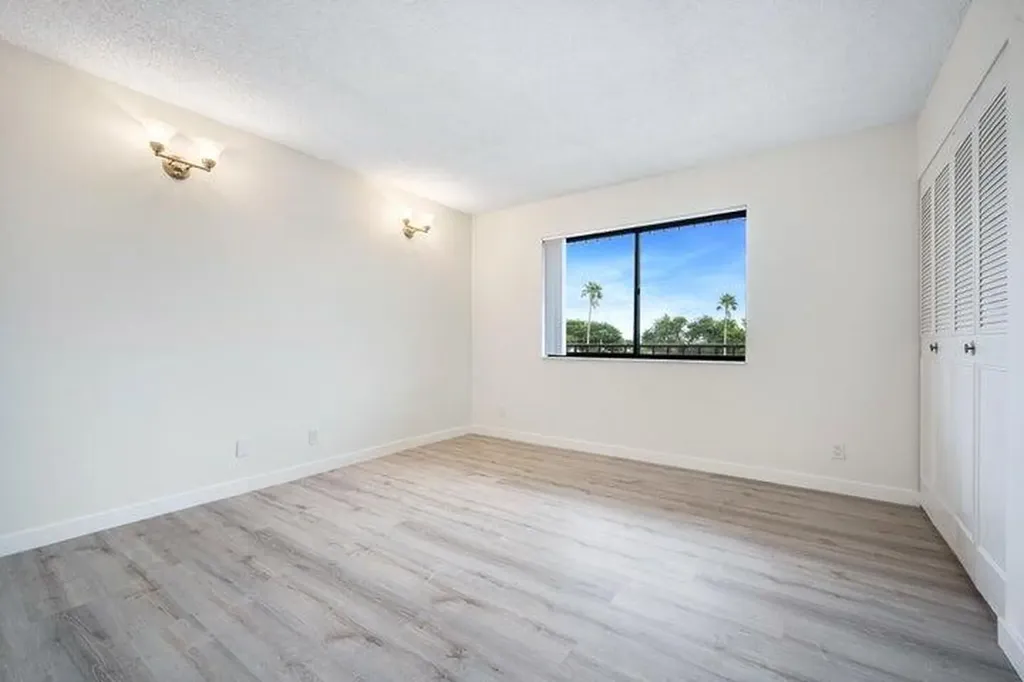 7770 Tahiti Lane Lake Worth FL 33467