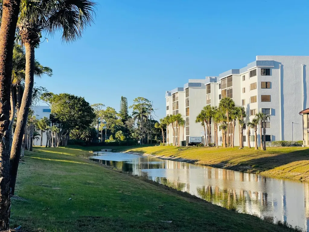 7770 Tahiti Lane Lake Worth FL 33467