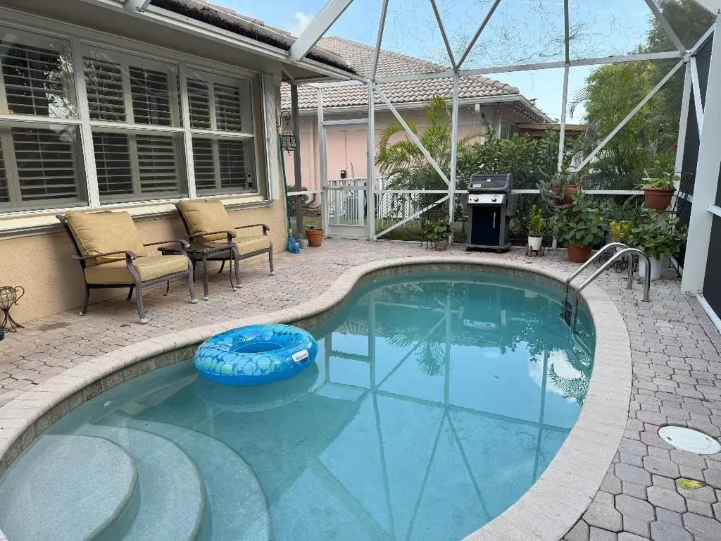 328 W Coral Trace Circle Delray Beach FL 33445