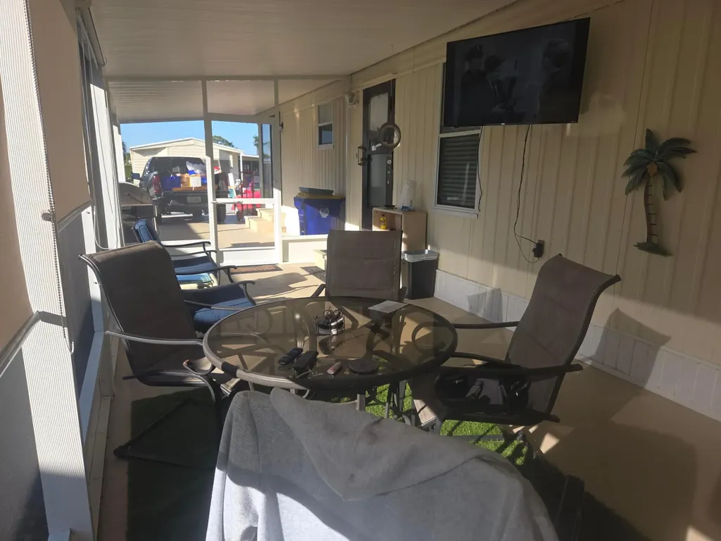 7871 SE Shenandoah Drive Hobe Sound FL 33455