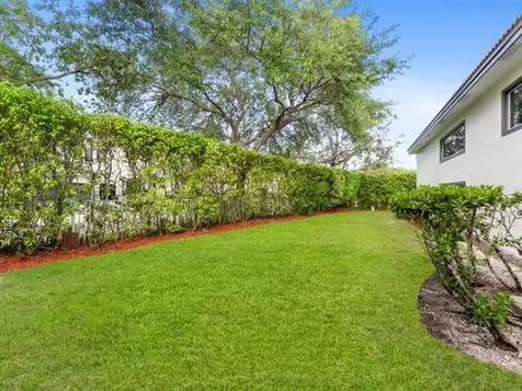 6676 NW 127th Terrace Parkland FL 33076