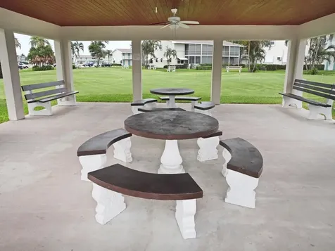 530 Horizons E Boynton Beach FL 33435
