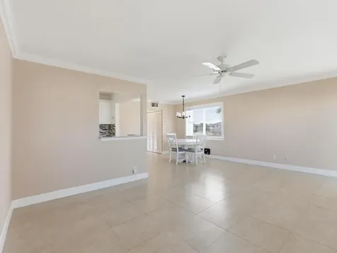 530 Horizons E Boynton Beach FL 33435