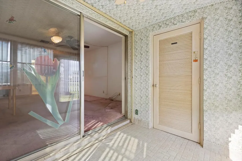 2758 Emory Drive E West Palm Beach FL 33415