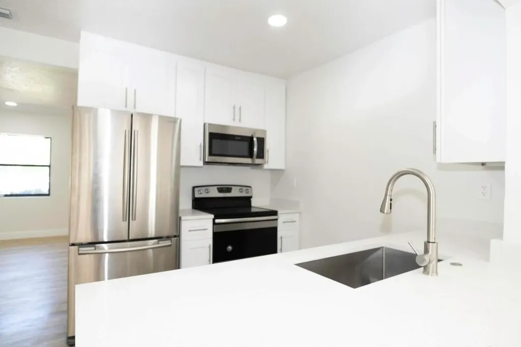 924 NW 11th Court Fort Lauderdale FL 33311