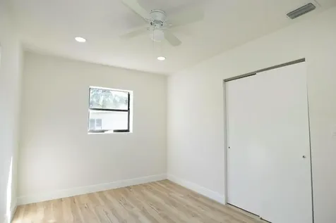 924 NW 11th Court Fort Lauderdale FL 33311