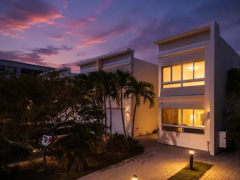 2461 NE 135th Street North Miami FL 33181