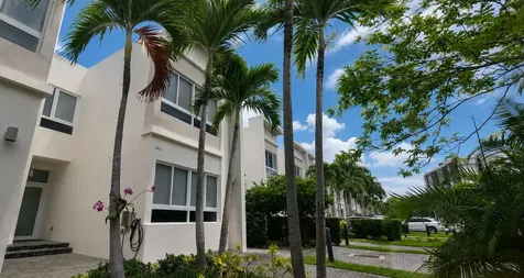 2461 NE 135th Street North Miami FL 33181