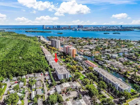 2461 NE 135th Street North Miami FL 33181