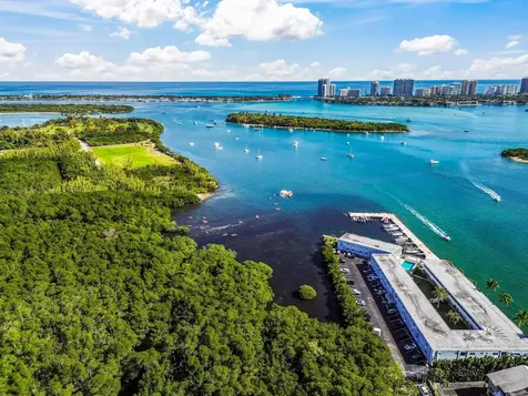 2461 NE 135th Street North Miami FL 33181