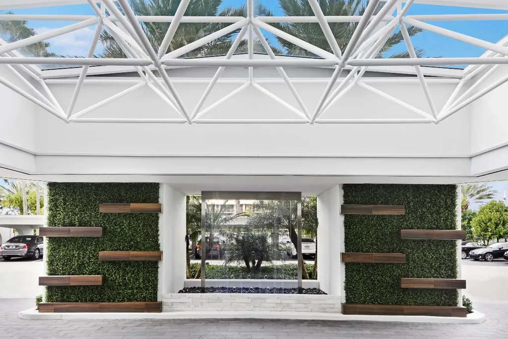 1500 S Ocean Boulevard Boca Raton FL 33432