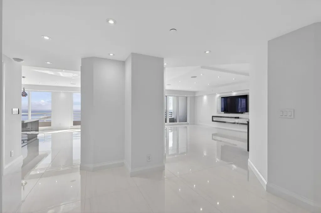 1500 S Ocean Boulevard Boca Raton FL 33432