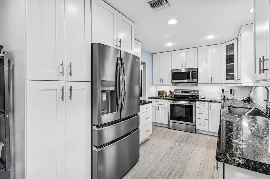 21720 Arriba Real Boca Raton FL 33433