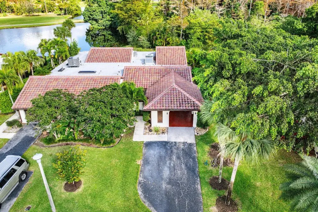 21720 Arriba Real Boca Raton FL 33433