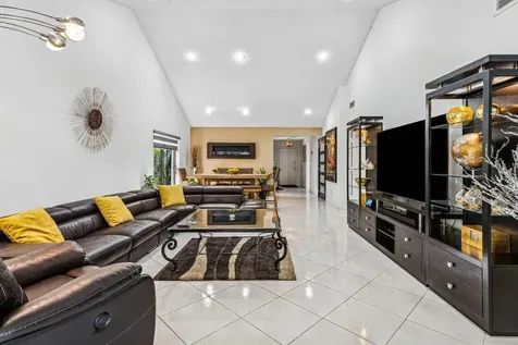 21720 Arriba Real Boca Raton FL 33433