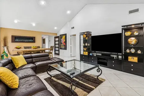 21720 Arriba Real Boca Raton FL 33433