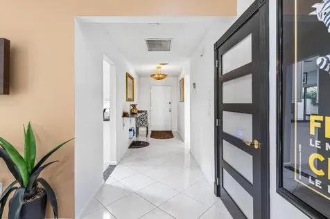 21720 Arriba Real Boca Raton FL 33433