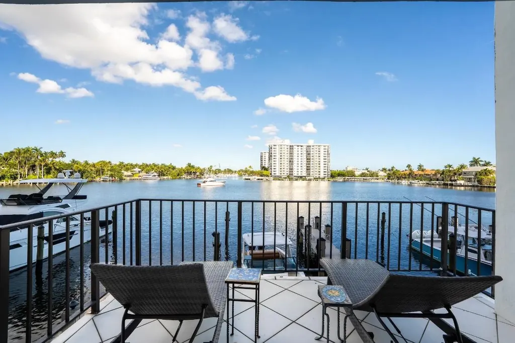 400 Seasage Drive Delray Beach FL 33483