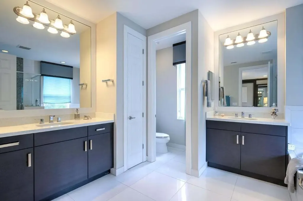 1932 Juno Landing Lane North Palm Beach FL 33408
