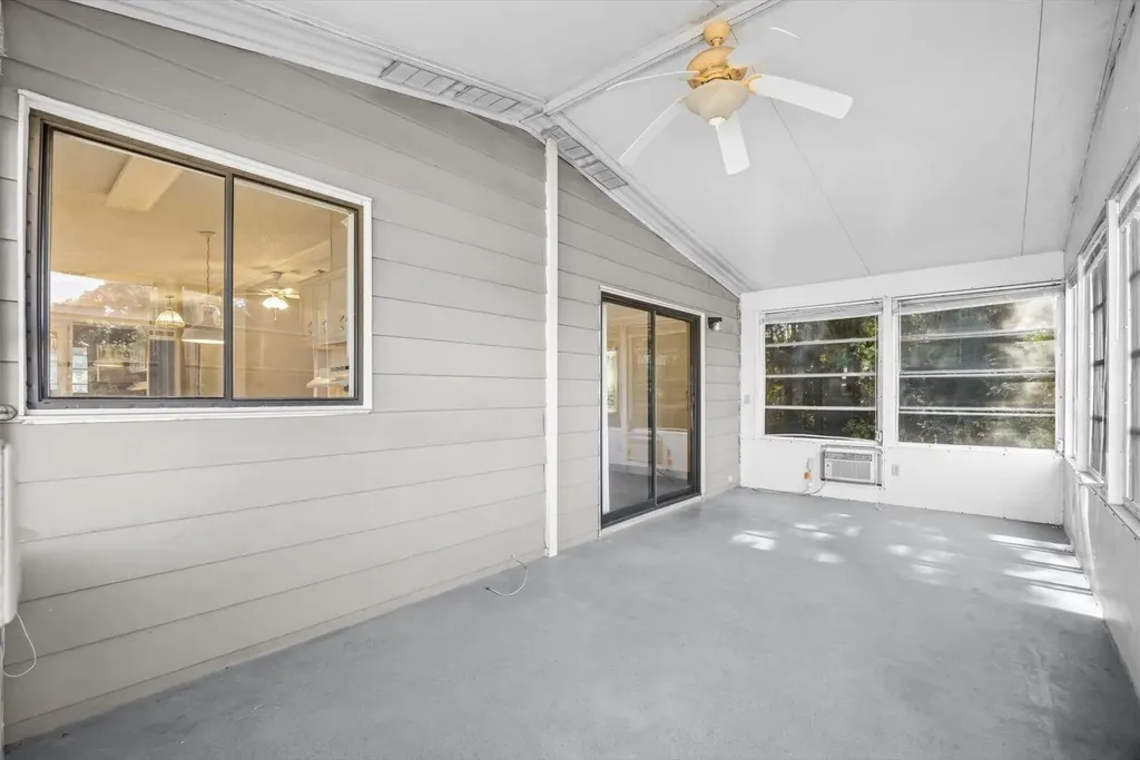 8221 Cinnamon Lane Port St Lucie FL 34952
