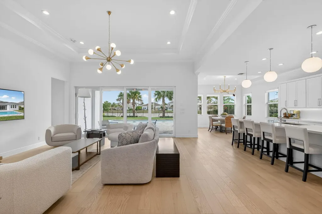 9249 Crestview Circle Palm Beach Gardens FL 33412
