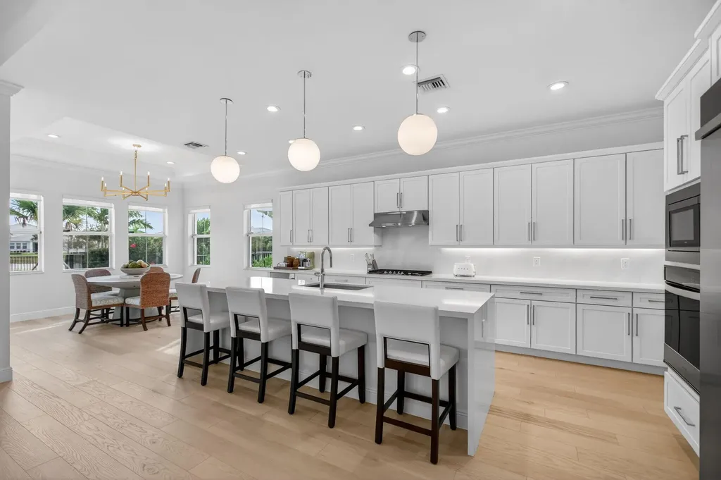 9249 Crestview Circle Palm Beach Gardens FL 33412