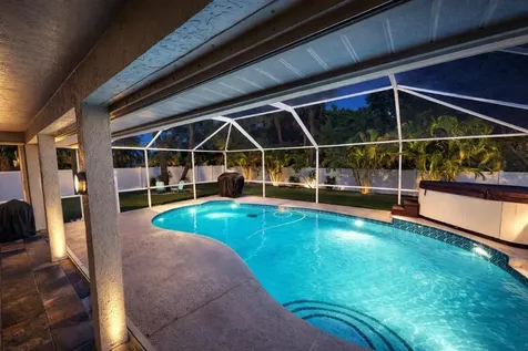 8001 SE Pilots Cove Terrace Hobe Sound FL 33455