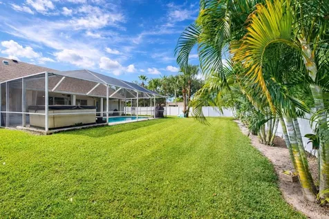8001 SE Pilots Cove Terrace Hobe Sound FL 33455